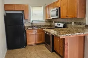 157 Lonsdale St, Fall River, MA 02721 - Photo 3