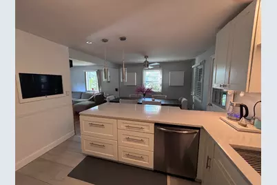25 Hoover Ave, Brockton, MA 02301 - Photo 3