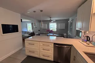 25 Hoover Ave, Brockton, MA 02301 - Photo 3