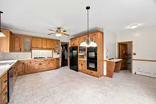 82-84 Noel St, Springfield, MA 01108 - Photo 9