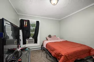 102 Sayles St, Southbridge, MA 01550 - Photo 31