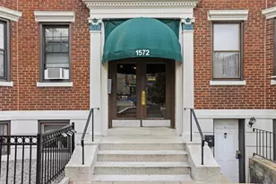 1572 Commonwealth Ave, Boston, MA 02135 - Photo 3
