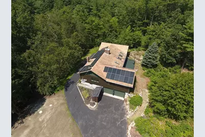 131 Wampum St, Wrentham, MA 02093 - Photo 9