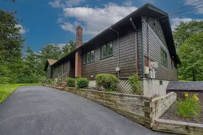 131 Wampum St, Wrentham, MA 02093 - Photo 3