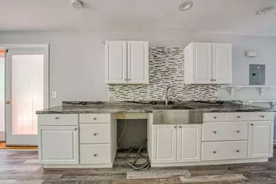 131 Wampum St, Wrentham, MA 02093 - Photo 25