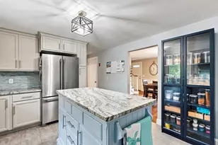 8 Mellen St, Hopedale, MA 01747 - Photo 15