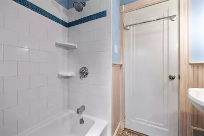 18 Beaver St, Waltham, MA 02453 - Photo 21
