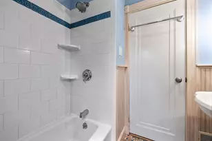 18 Beaver St, Waltham, MA 02453 - Photo 21