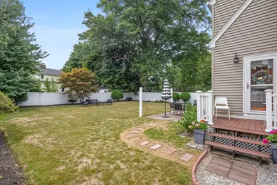 18 Beaver St, Waltham, MA 02453 - Photo 5