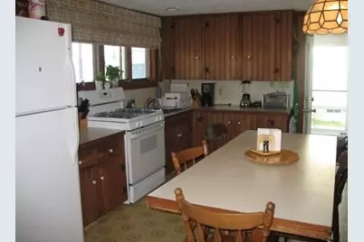 65 Foster Ave, Marshfield, MA 02050 - Photo 5