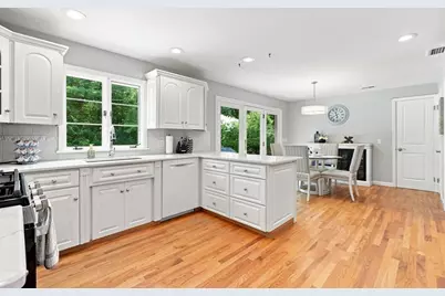 131 Prynnwood Rd, Longmeadow, MA 01106 - Photo 11