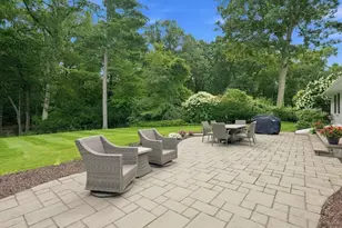 131 Prynnwood Rd, Longmeadow, MA 01106 - Photo 5