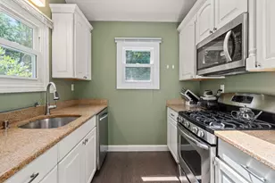 8 Turning Mill Ln, Quincy, MA 02169 - Photo 7