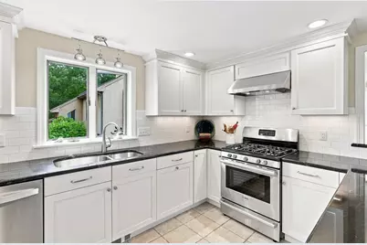 123 Eastman Avenue, Swampscott, MA 01907 - Photo 13