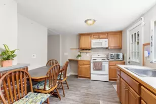 55 Friendship St, Billerica, MA 01821 - Photo 11