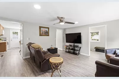 55 Friendship St, Billerica, MA 01821 - Photo 7