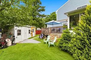 55 Friendship St, Billerica, MA 01821 - Photo 5