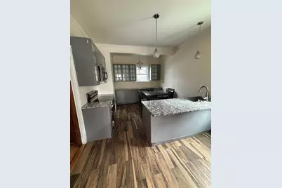 88 June St, Worcester, MA 01602 - Photo 9