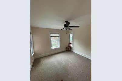 88 June St, Worcester, MA 01602 - Photo 13