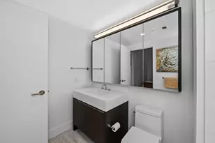 100 Lovejoy Wharf, Boston, MA 02114 - Photo 9