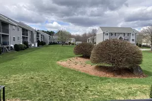 74 Tennis Plaza Rd, Dracut, MA 01826 - Photo 17