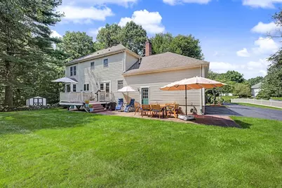 8 Vincent Rd, Mendon, MA 01756 - Photo 5