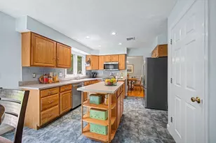 8 Vincent Rd, Mendon, MA 01756 - Photo 13
