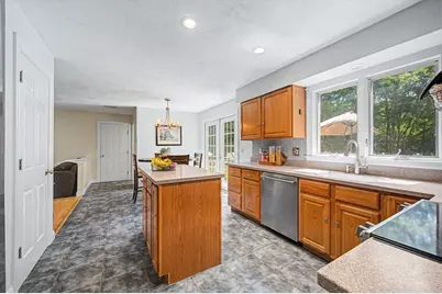 8 Vincent Rd, Mendon, MA 01756 - Photo 11