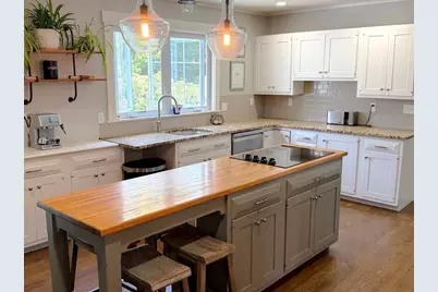 100 Sutton Hill Rd, North Andover, MA 01845 - Photo 7