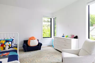 221 Gardner Rd, Brookline, MA 02445 - Photo 15