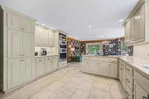 8 Erika Dr, Hopkinton, MA 01748 - Photo 5