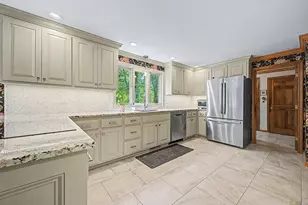 8 Erika Dr, Hopkinton, MA 01748 - Photo 7