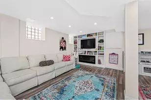 217 Pleasant St, Winthrop, MA 02152 - Photo 33