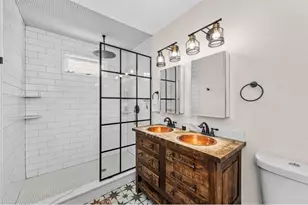 217 Pleasant St, Winthrop, MA 02152 - Photo 29