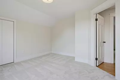 30 Barrett Ave, Worcester, MA 01605 - Photo 21