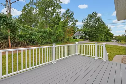 30 Barrett Ave, Worcester, MA 01605 - Photo 25
