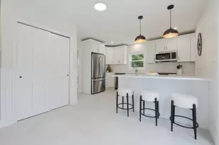 30 Barrett Ave, Worcester, MA 01605 - Photo 13
