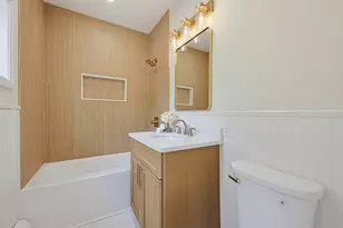 30 Barrett Ave, Worcester, MA 01605 - Photo 19