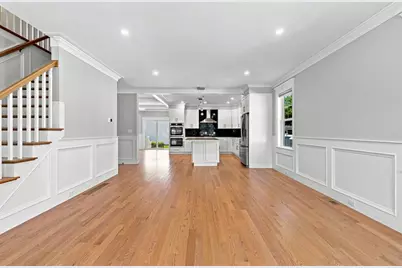 698 Trapelo Road, Waltham, MA 02452 - Photo 3