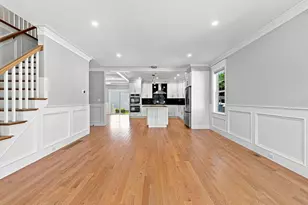 698 Trapelo Rd, Waltham, MA 02452 - Photo 3