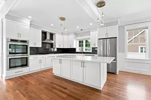 698 Trapelo Rd, Waltham, MA 02452 - Photo 5