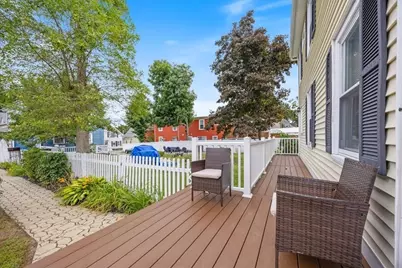 90 Middlesex St, Haverhill, MA 01835 - Photo 15