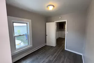 36 Boynton St, Manchester, NH 03102 - Photo 11