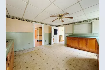 58 Emerald St, Winchendon, MA 01475 - Photo 5