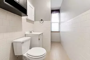 320 Davis St, New Bedford, MA 02746 - Photo 17