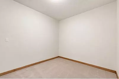 320 Davis Street, New Bedford, MA 02746 - Photo 21