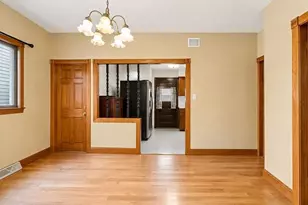 320 Davis St, New Bedford, MA 02746 - Photo 13