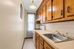 320 Davis St, New Bedford, MA 02746 - Photo 35