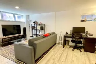 22 Anderson St, Boston, MA 02114 - Photo 3