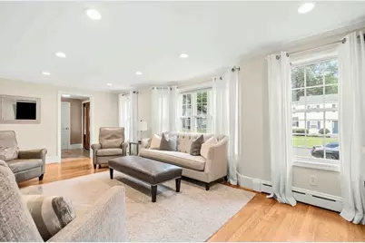34 Edward Ave., Lynnfield, MA 01940 - Photo 13